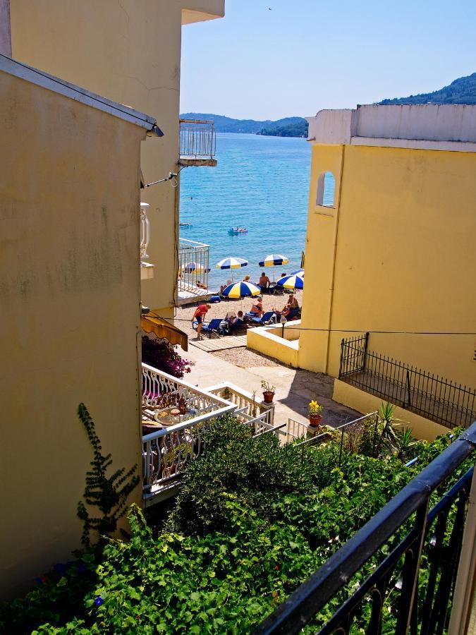 Pansion Roulis Hotell Moraitika Exteriör bild